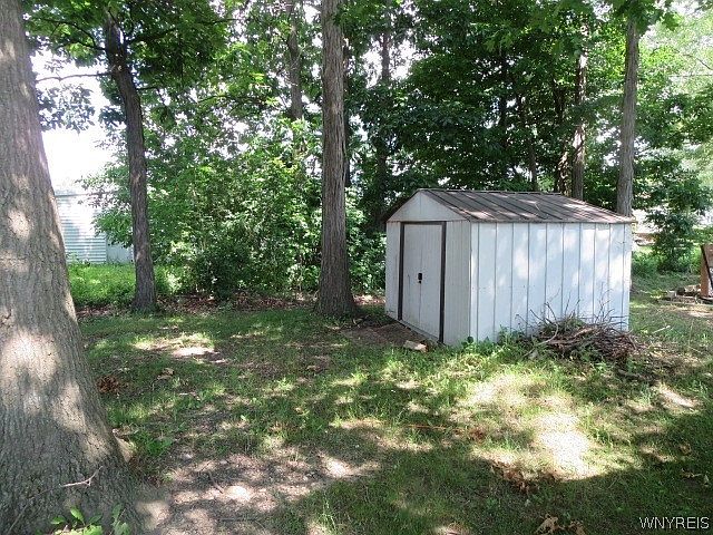 2nd image of 18 Highridge Ter