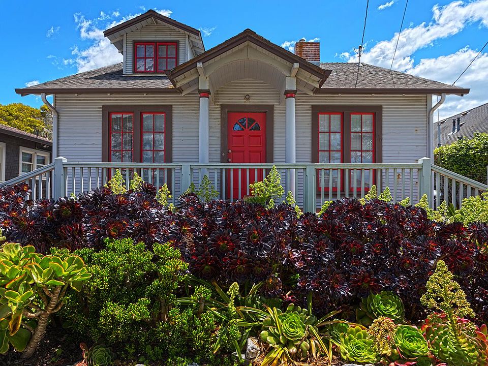 1st image of 130 Sunny Cove Dr