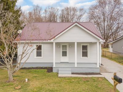907 Mashburn Ave, Pulaski, VA, 24301