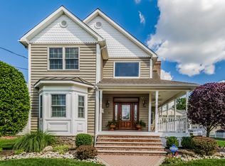 157 S Main St, Hightstown, NJ 08520
