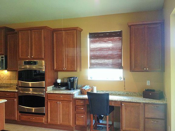 4th image of 515 Douglas Edward Dr