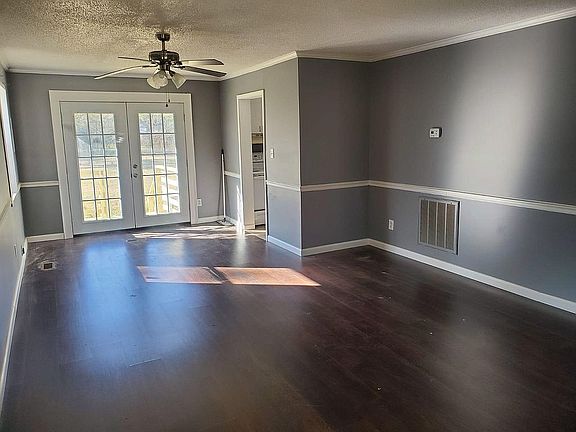 2nd image of 425 N Darlington St