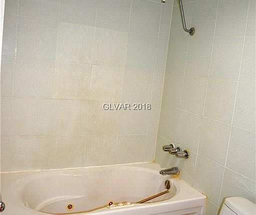 5th image of 6437 Ironbark Ln