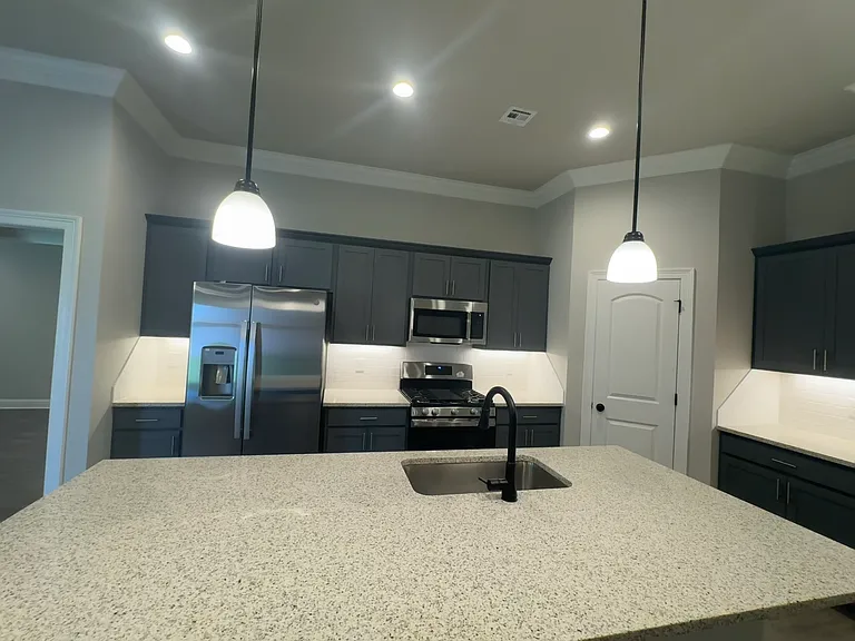 222 Norwell Ln — Photo 2