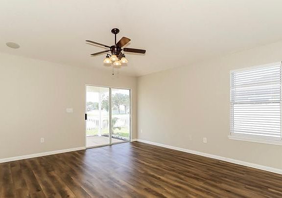 4th image of 9143 Jennifer Ln
