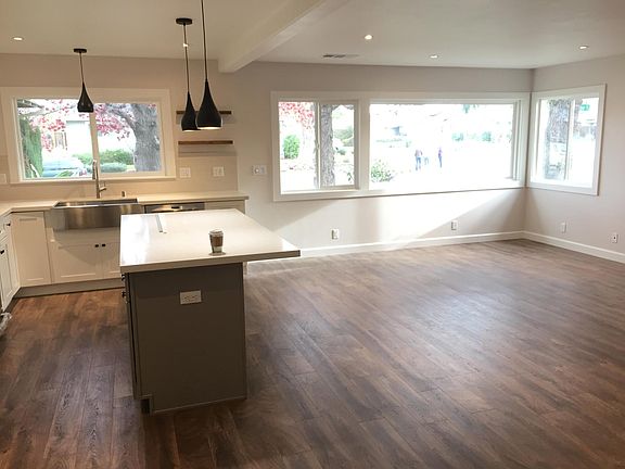 3rd image of 3501 Eden Dr