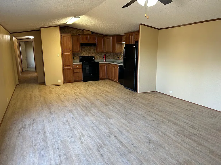 538 Sexton Rd — Photo 5