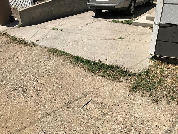 4th image of 114 W 10th St