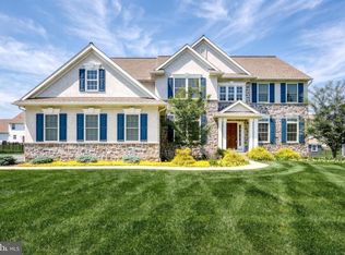 1549 Cambridge Dr, Lebanon, PA 17042