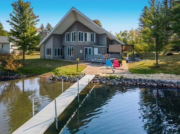 2080 Walleye Ln, Bellaire, MI 49615