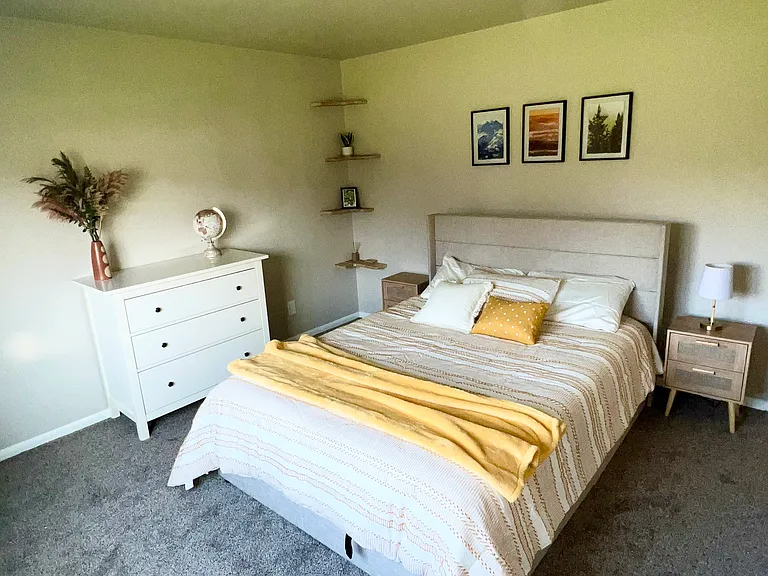 11539 Heritage Ct #6 — Photo 9