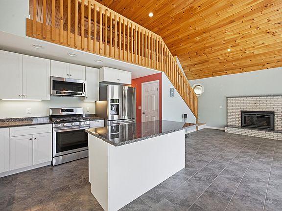 5th image of 70 Crodem Drive