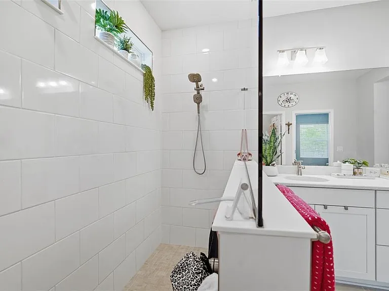 31477 Westbury Estates Ave — Photo 40