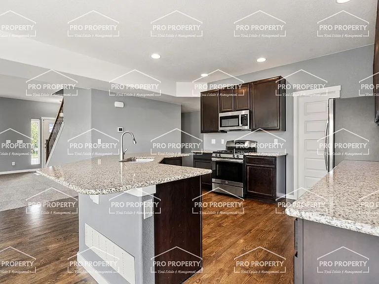 3024 Magnetic Dr — Photo 9