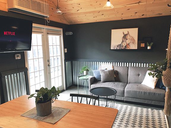 4th image of 2529 Forest Park Blvd #100