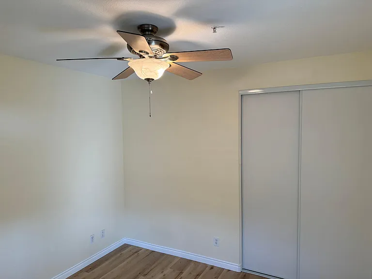 14975 Mount Wilson Ln — Photo 6