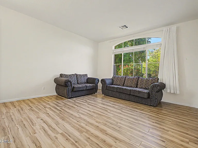 8663 W Yukon Dr — Photo 11