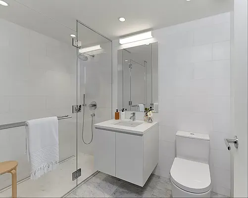 Rented by Solow Realty | media 6