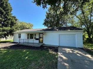 533 Utah St, Leavenworth, KS 66048