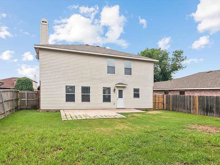 2217 Bradford Pear Dr — Photo 15