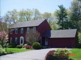 16 Blossom Ct, Warwick, RI 02886