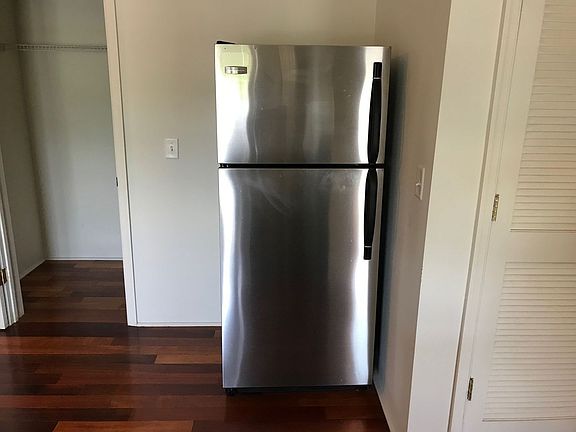 5th image of 710 6th Ave Unit 206