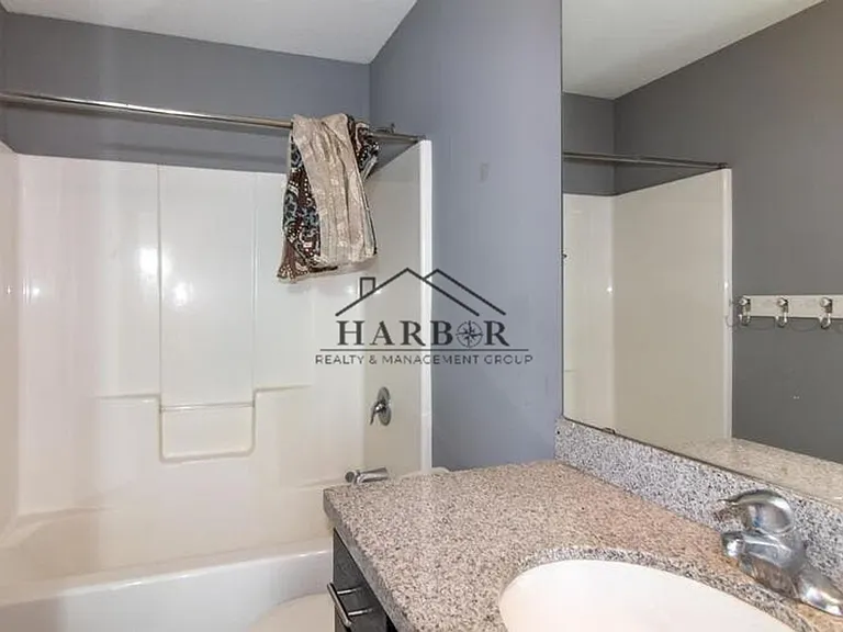 5385 Florence Dr NW — Photo 11