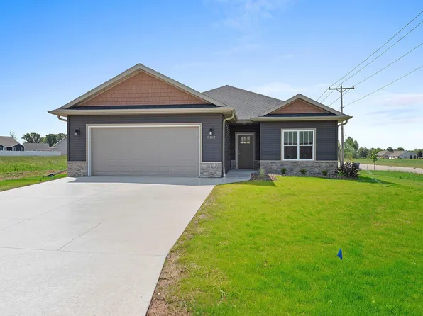 3102 Lazy Oak Dr, Green Bay, WI 54311