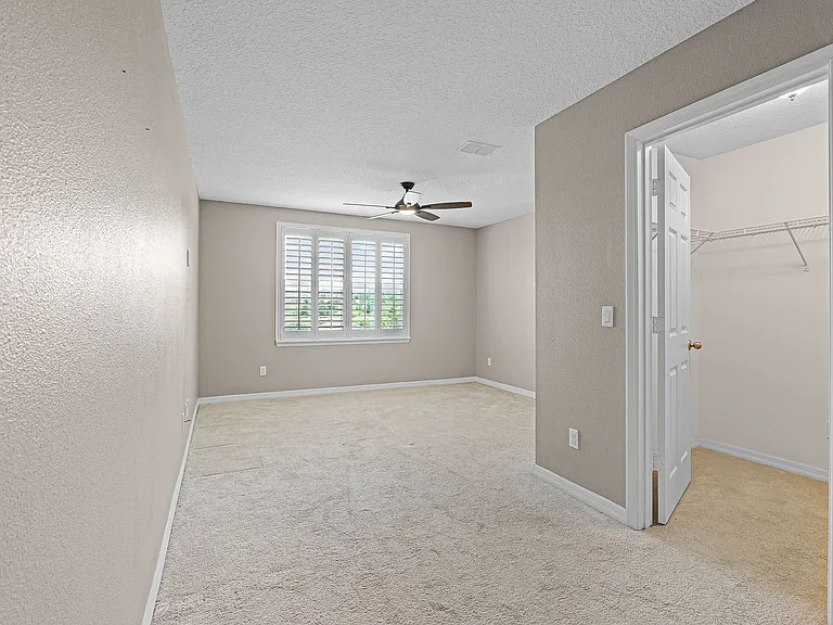 1452 Cabot Dr — Photo 24