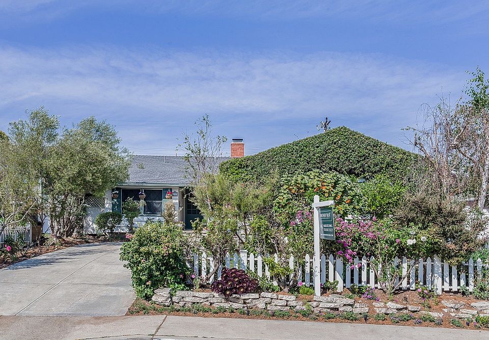 1st image of 3035 Paula Dr