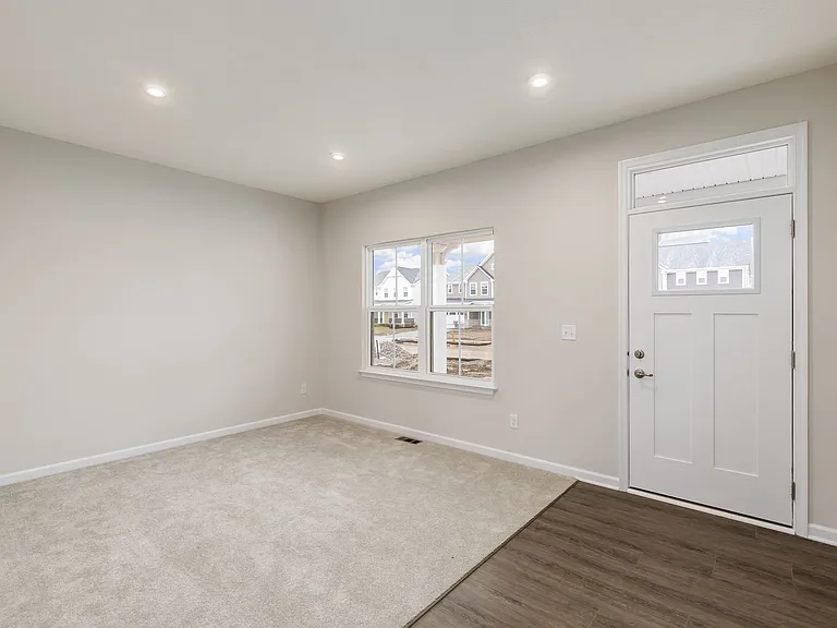 303 Wyman Lake Dr — Photo 12