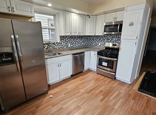 38 Humphrey Ave FLOOR 1, Bayonne, NJ 07002