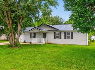 216 Raintree Cir, Stanford, KY 40484