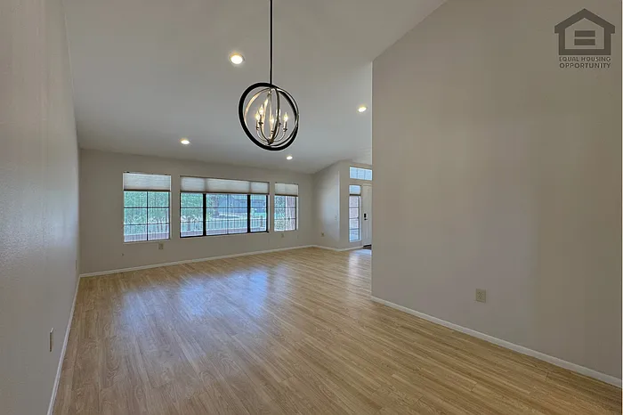 17211 N Desert Glen Dr — Photo 9