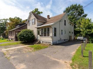10 Pequot Ave, Enfield, CT 06082