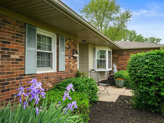 4th image of 4909 N County Road 330 E