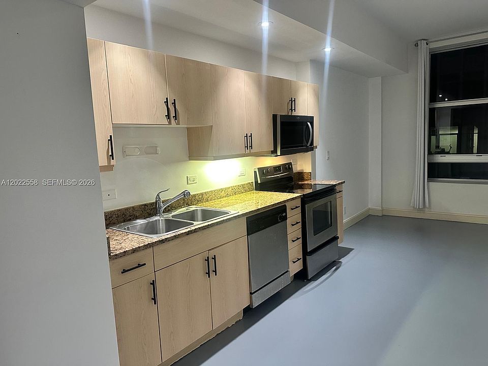 1st image of 111 E Flagler St APT 702