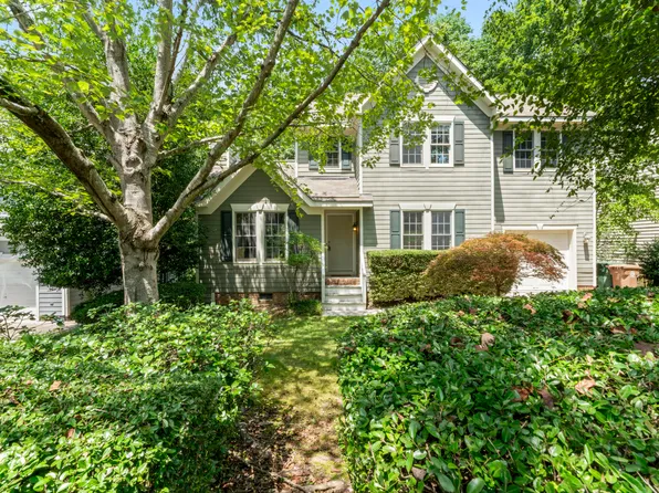 216 Mint Hill Dr, Cary, NC 27519