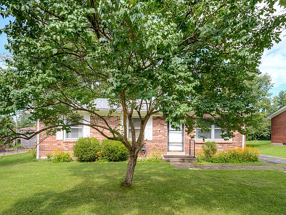 4th image of 3598 Niagara Dr