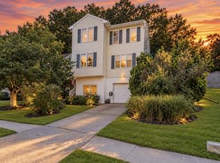 241 Shore Dr, Highlands, NJ 07732