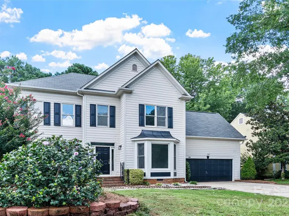 9418 Arborview Ct, Charlotte, NC 28269