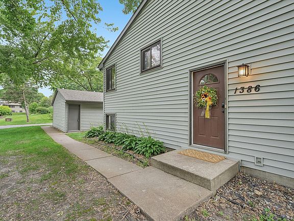 5th image of 1386 Arden View Dr