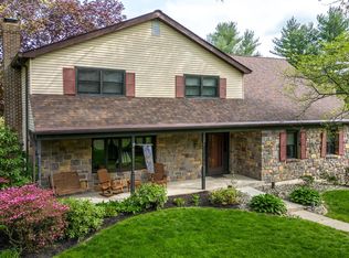 2935 Dark Hollow Rd, Furlong, PA 18925