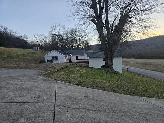 2nd image of 13711 Sherwood Rd