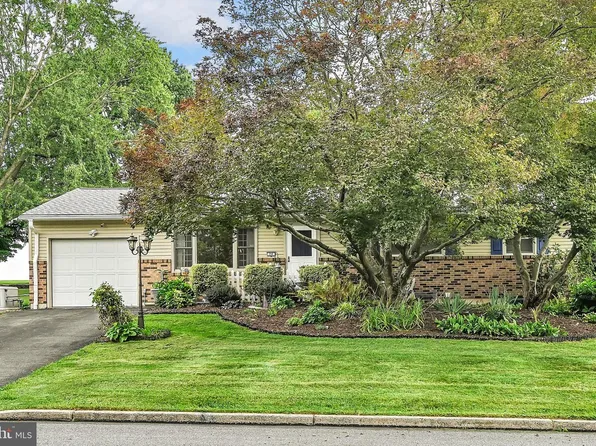20 Clearview Dr, Lebanon, PA 17042
