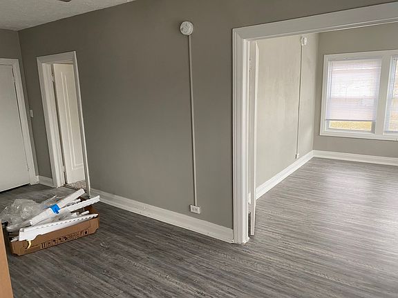 3rd image of 4600 W Broadway #4600-106