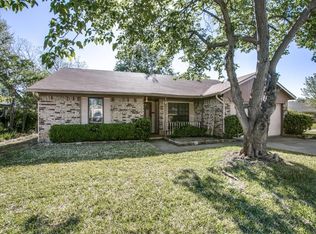 3104 Misty Ct, Bedford, TX 76021