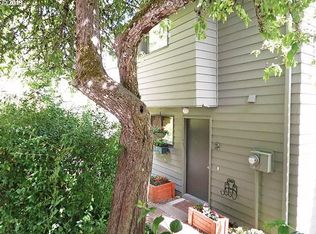 4441 Fox Hollow Rd APT 2, Eugene, OR 97405