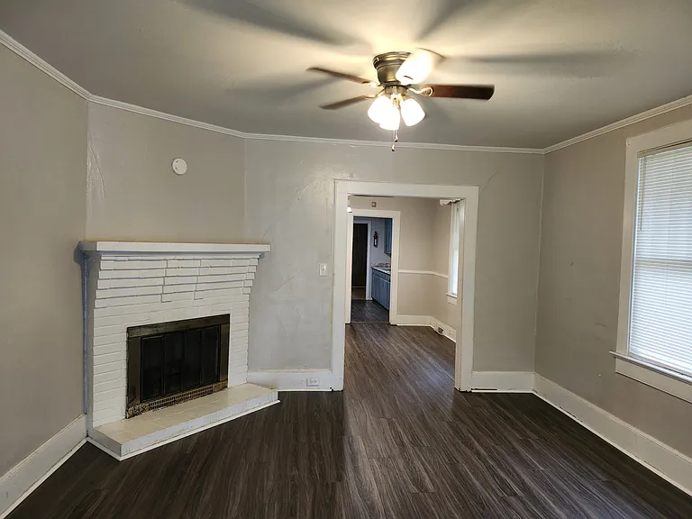 2712 Chestnut St — Photo 4