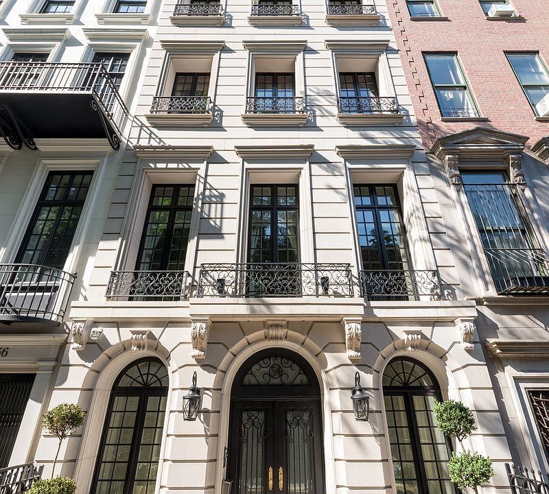 1st image of 54 E 81st St